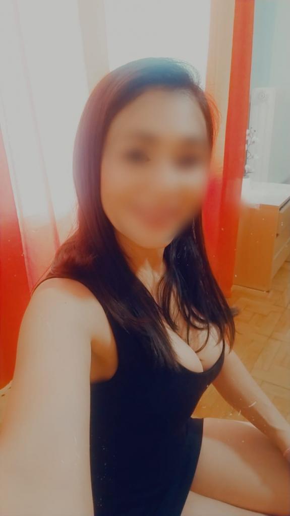 610745371: Chica busca chico en Valladolid