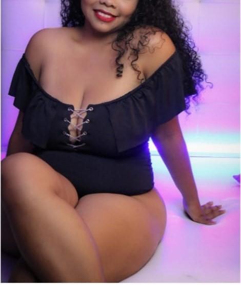 Chica busca chico en Murcia: 