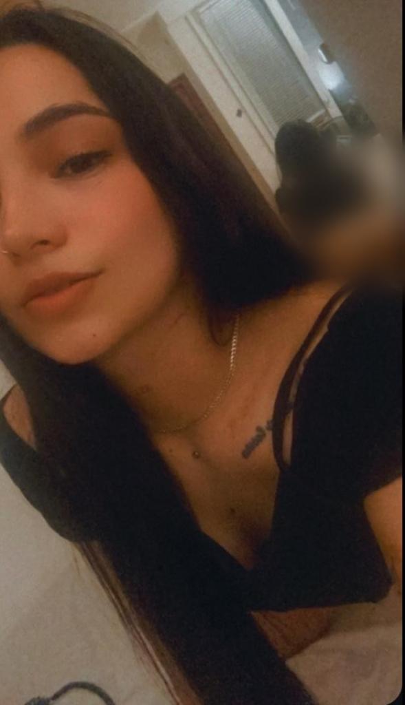 Chica busca chico en Sevilla: Chica busca chico
