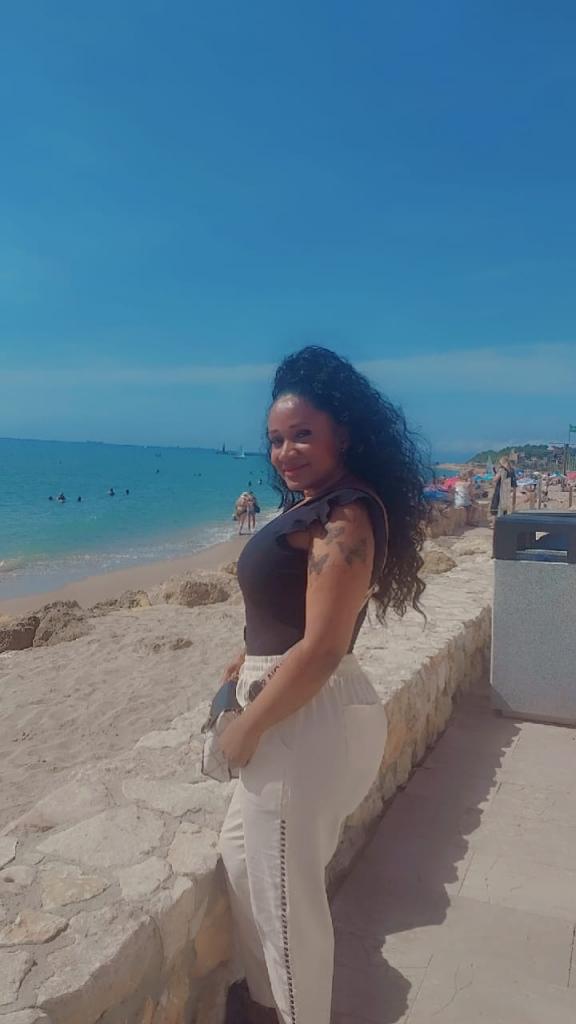 Chica busca chico en Castellón: 