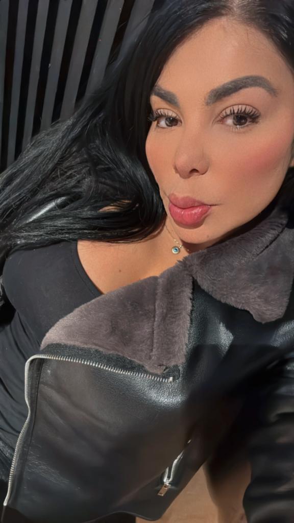 Chica busca chico en Mallorca: 