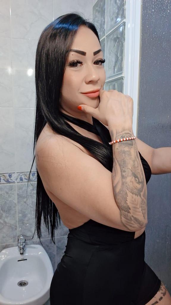 696181217: Chica busca chico en Huelva