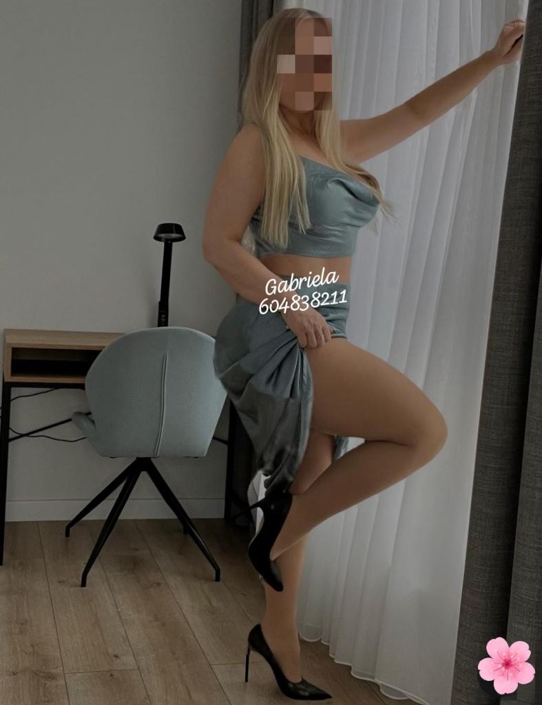 Chica busca chico en Tenerife: 