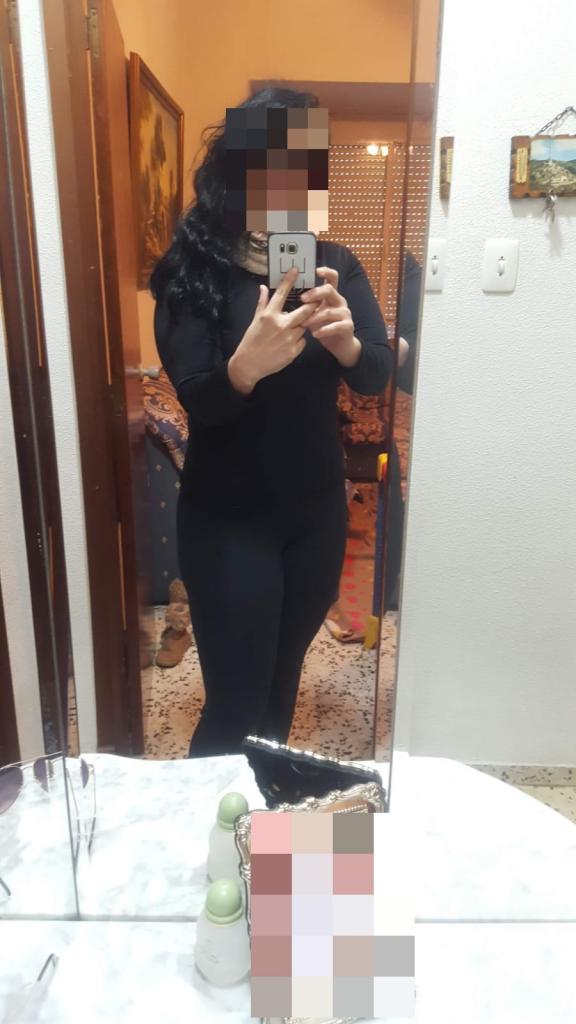 Chica busca chico en Almería: 