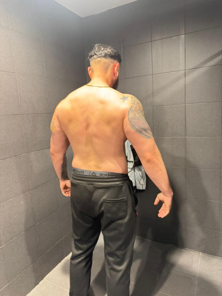 Chico busca chica en Salamanca: 