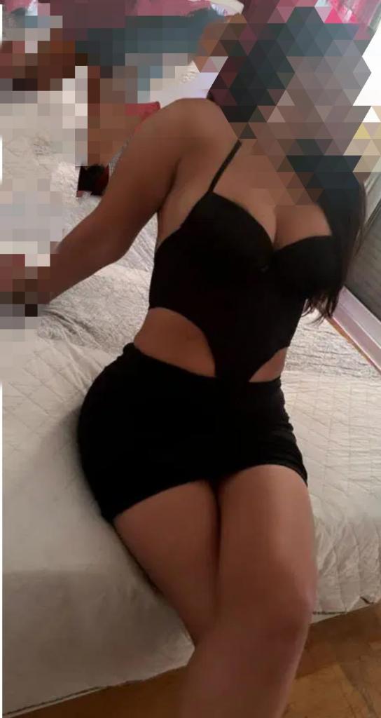 640956414: Chica busca chico en Valencia