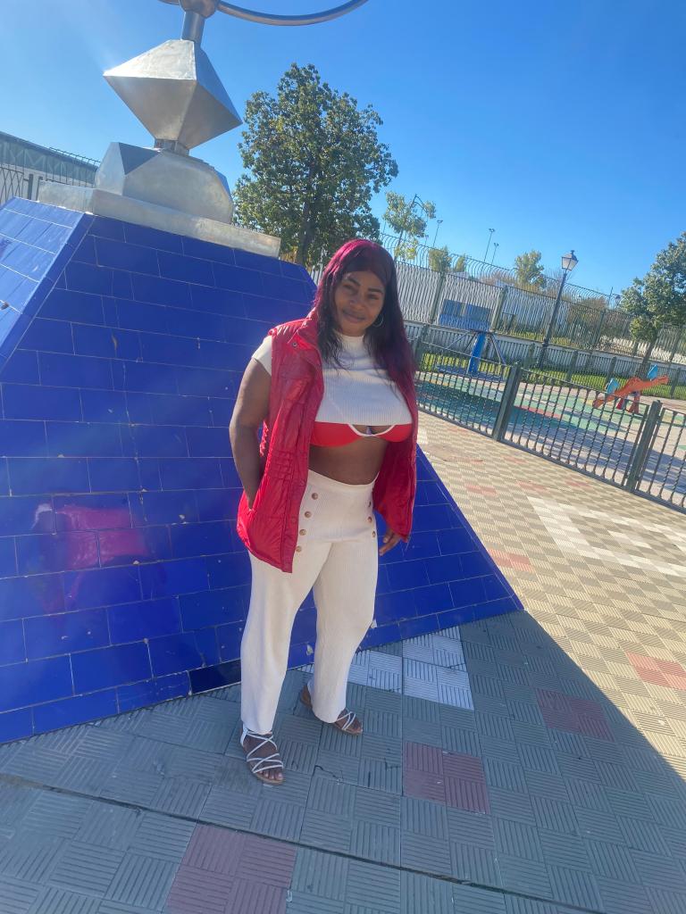 Chica busca chico en Huelva: 