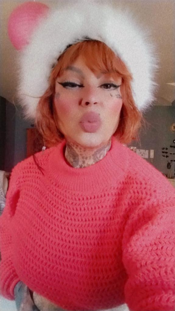 Chica busca chico en Granada: 