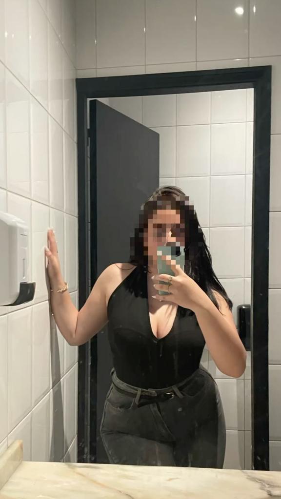 Chica busca chico en Tenerife: 