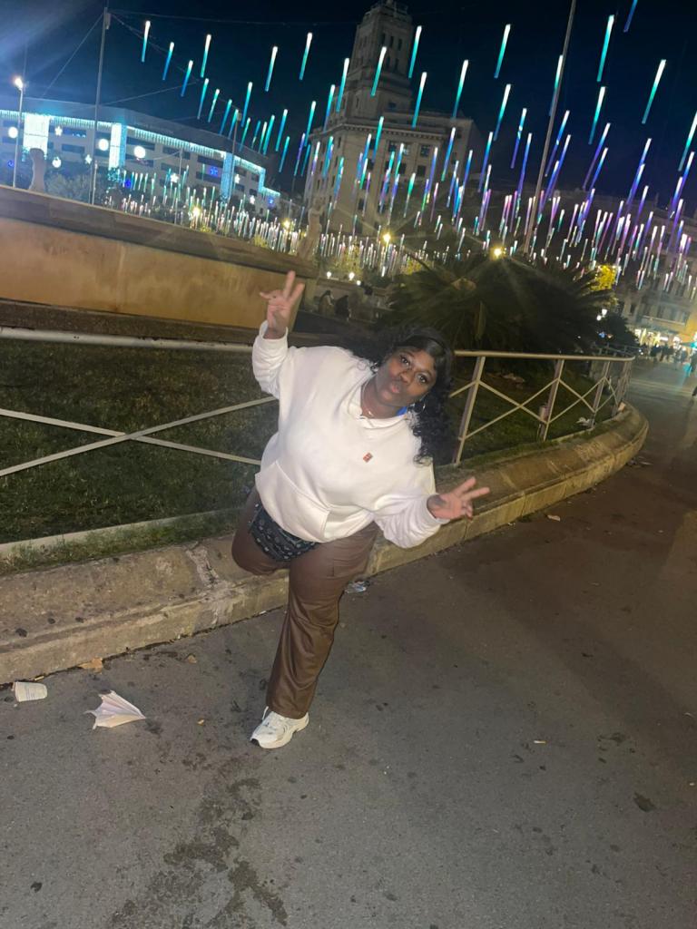 Chica busca chico en Huelva: 