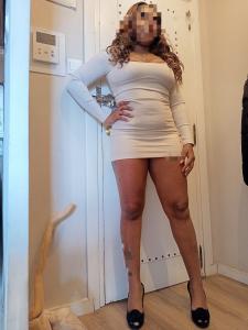 640956414: Chica busca chico en Valencia