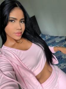 633373226: Chica busca chico en Málaga