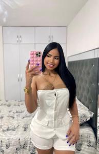 633373226: Chica busca chico en Málaga