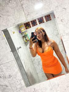 689708131: Chica busca chico en Castellón