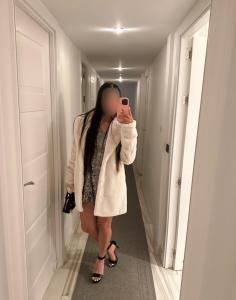 661192718: Chica busca chico en Barcelona