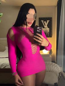 613921046: Chica busca chico en Lugo