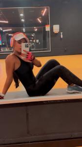 638233042: Chica busca chico en La Coruña