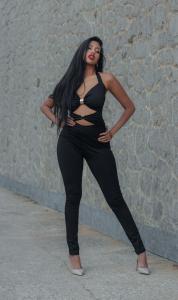 672643337: Chica busca chico en Madrid