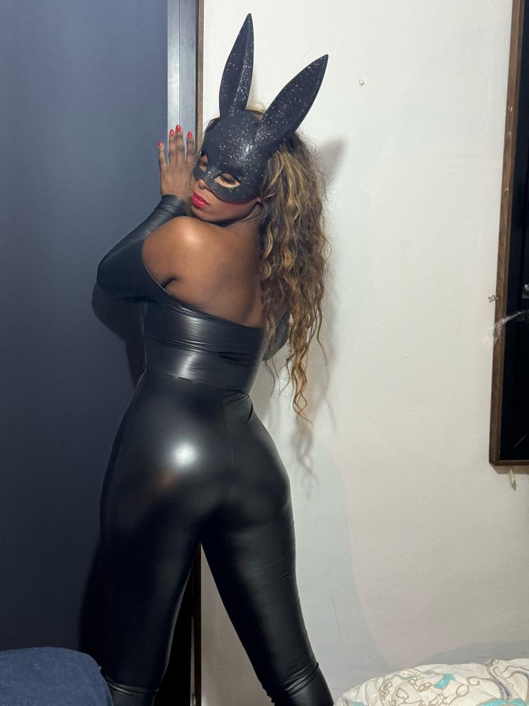 612480442: Chica busca chico en Murcia