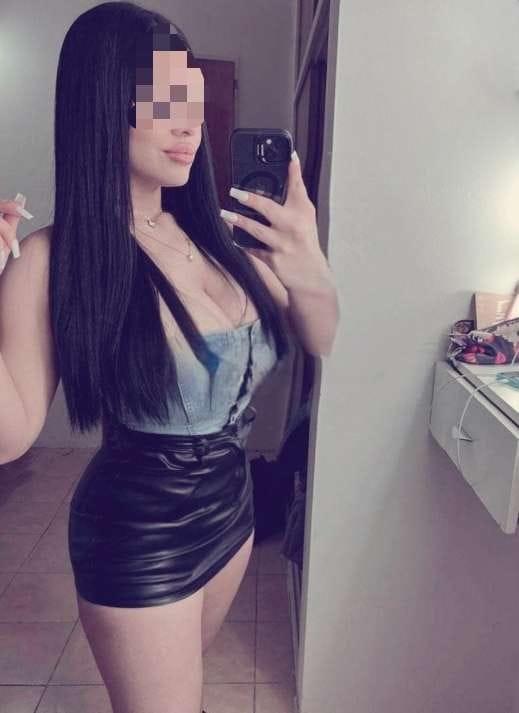 Chica busca chico en Cádiz: 