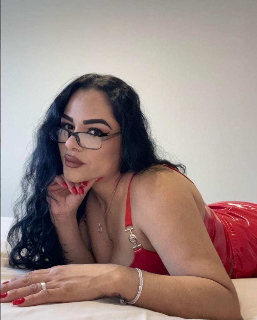 Chica busca chico en Valencia: 