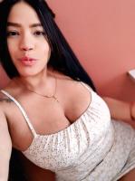 670089272: Chica busca chico en Barcelona