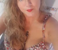 672504174: Chica busca chico en Gerona