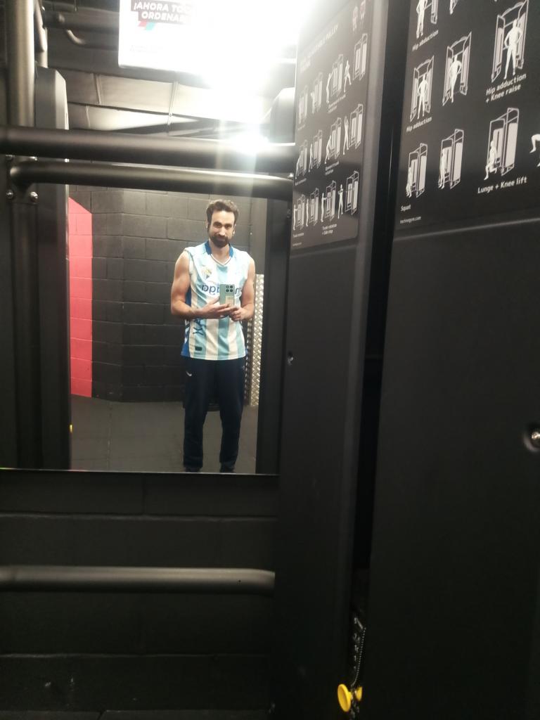 Chico busca chica en León: 