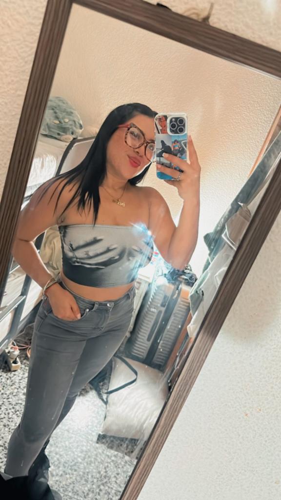 Chica busca chico en Valencia: Chica busca chico