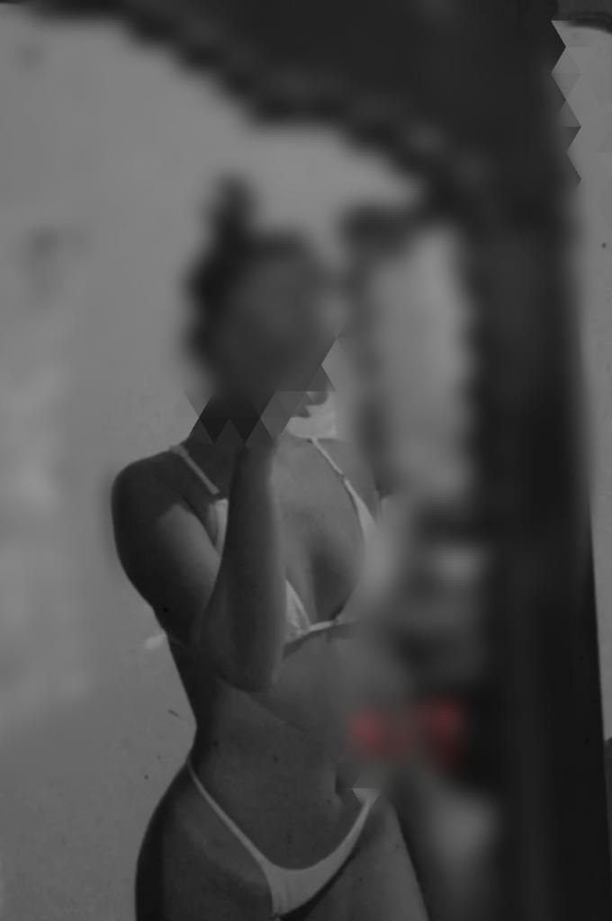 641602830: Chica busca chico en Sevilla