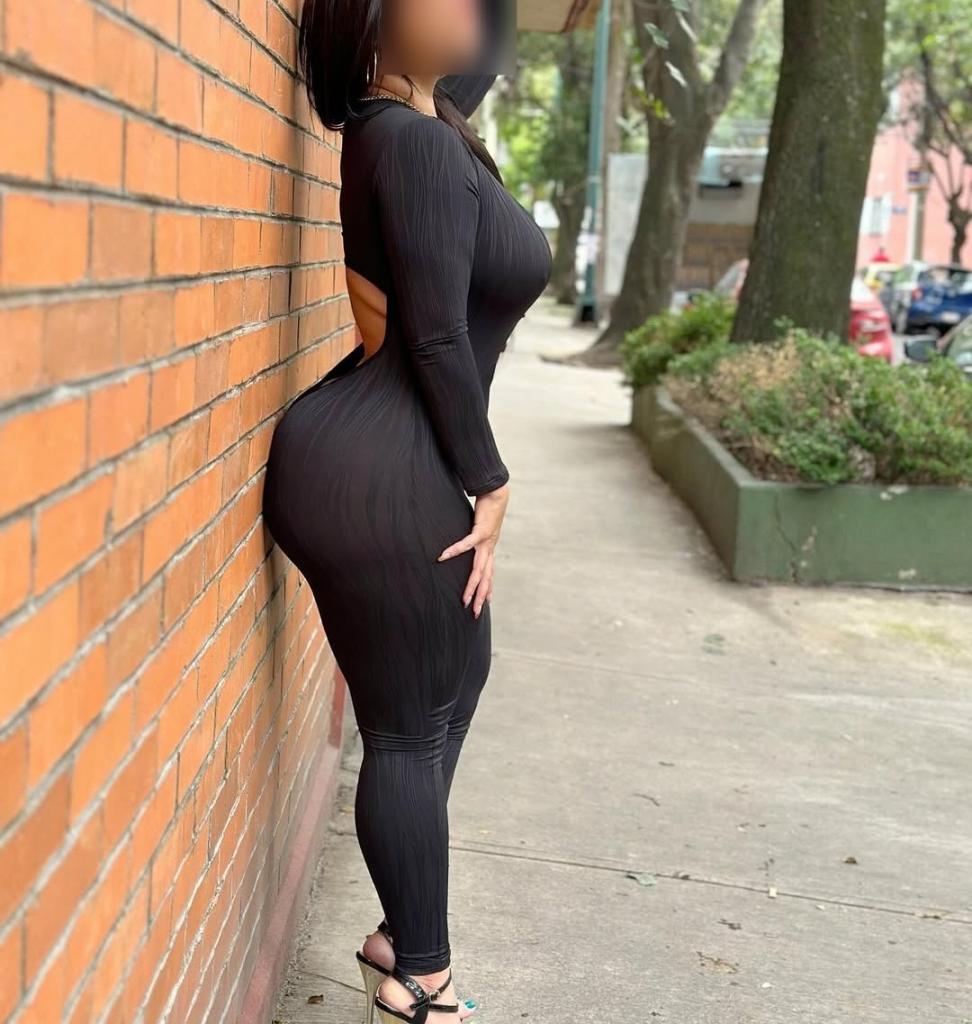 Chica busca chico en Granada: 