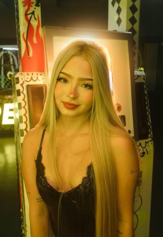 Chica busca chico en Murcia: Chica busca chico