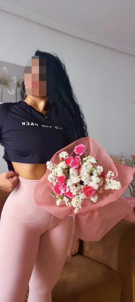 Chica busca chico en Almería: 