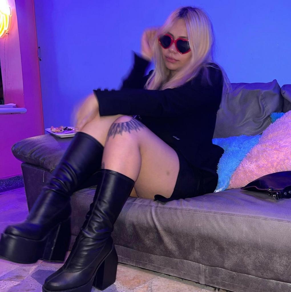 Chica busca chico en La Coruña: 