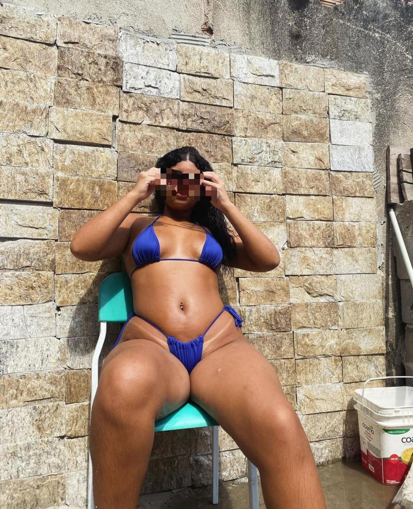 Chica busca chico en Tenerife: 