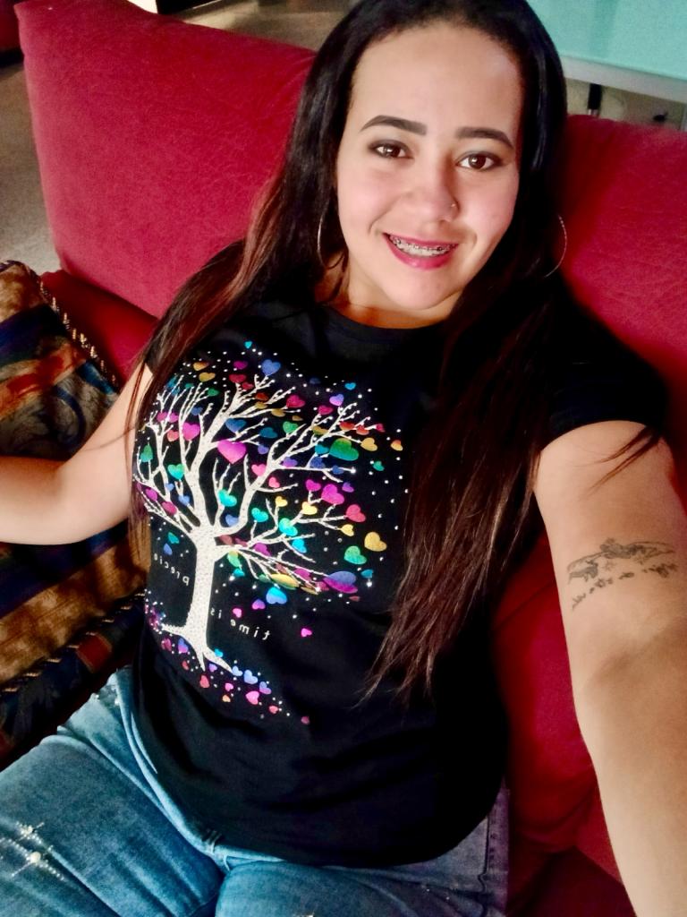 742085598: Chica busca chico en Cantabria