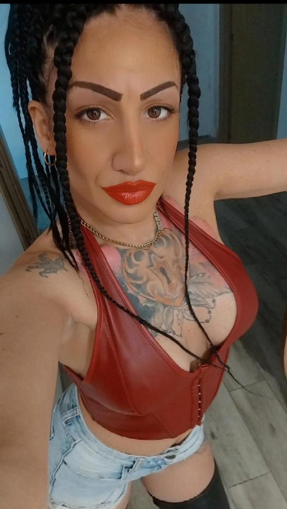 Chica busca chico en Barcelona: 