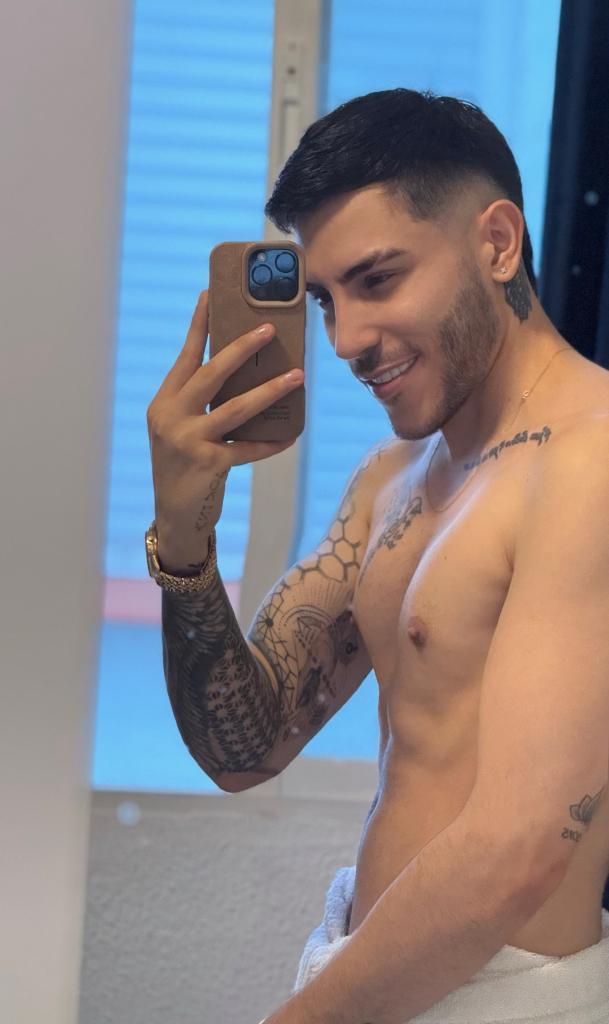 Chico busca chica en Las Palmas: 