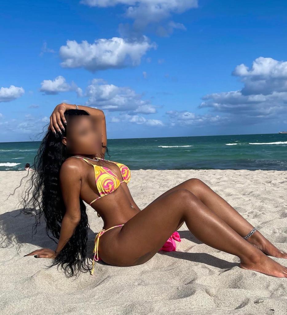 612548870: Chica busca chico en Alicante