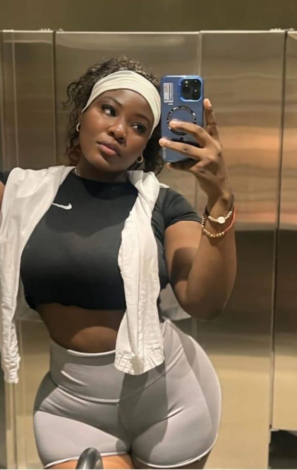 Chica busca chico en Sevilla: 