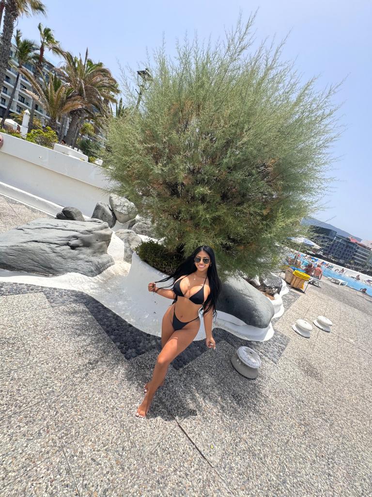 624831300: Chica busca chico en Tenerife