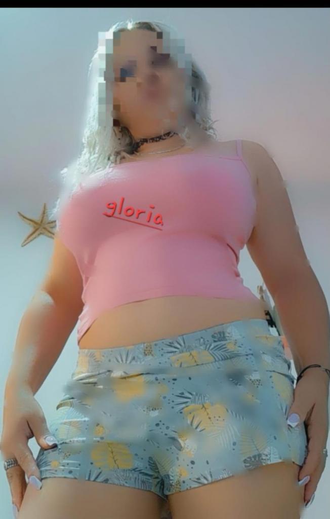 Chica busca chico en Huelva: 