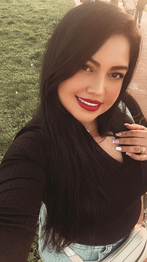 Chica busca chico en La Coruña: Chica busca chico