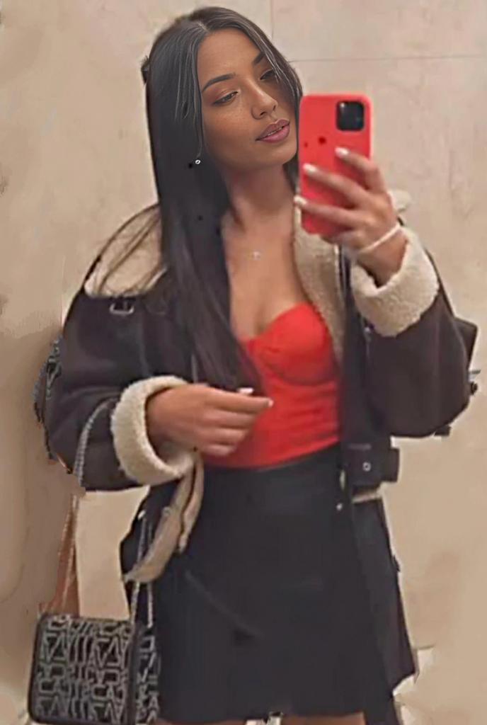 Chica busca chico en Tenerife: 