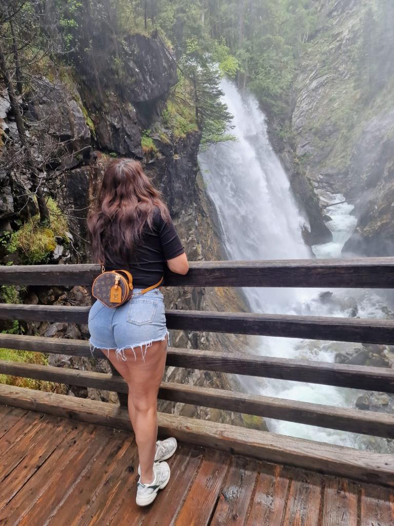 651338703: Chica busca chico en Mallorca