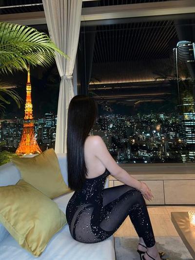 613729041: Chica busca chico en Tenerife