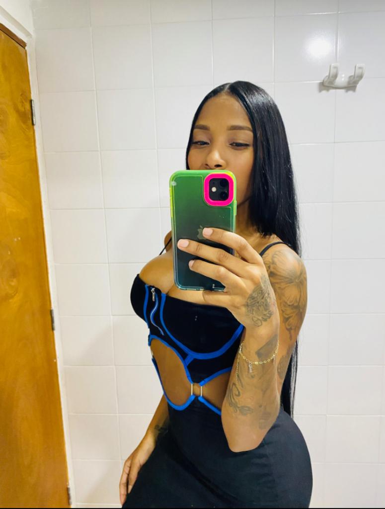 Chica busca chico en Tenerife: 