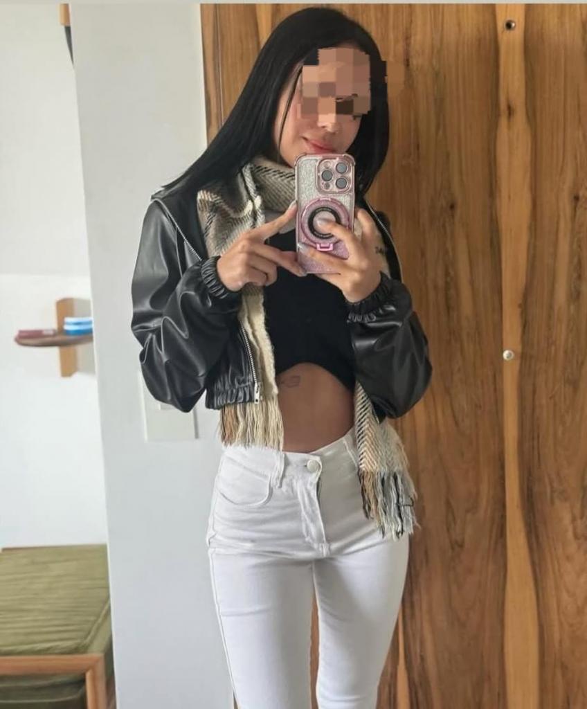 672513422: Chica busca chico en Orense