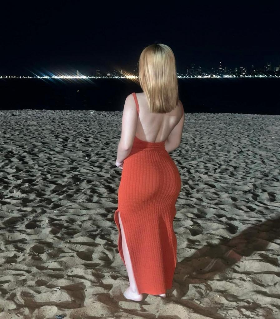 632528382: Chica busca chico en Barcelona