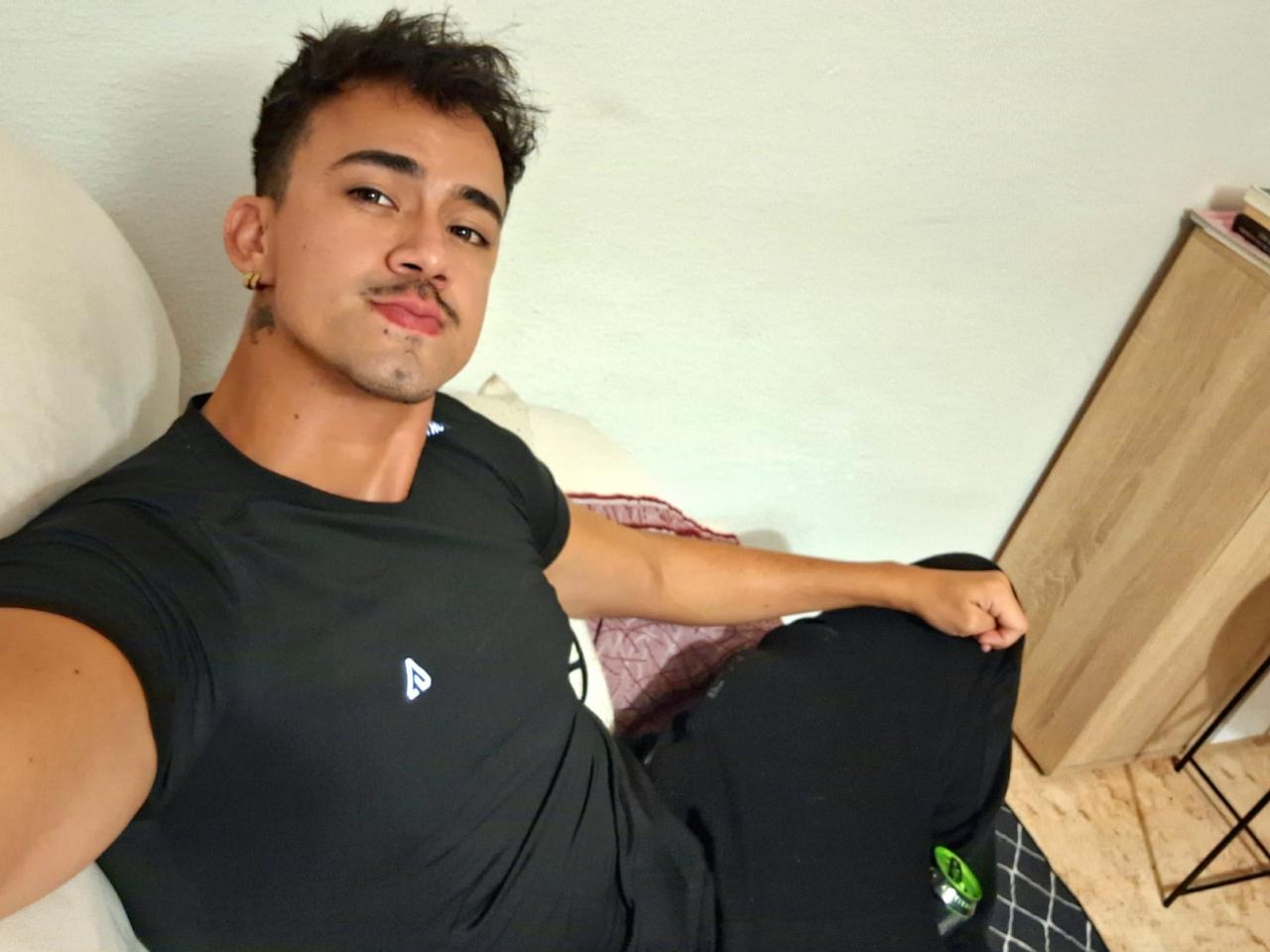 Chico busca chica en Valencia: 